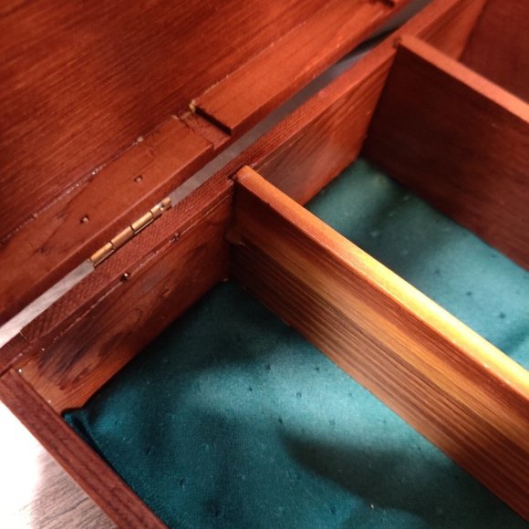 Wooden Handmade Folk Art Carved Painted Lover Carrying Box 12x10x3" Signed OOAK - Picture 14 of 16